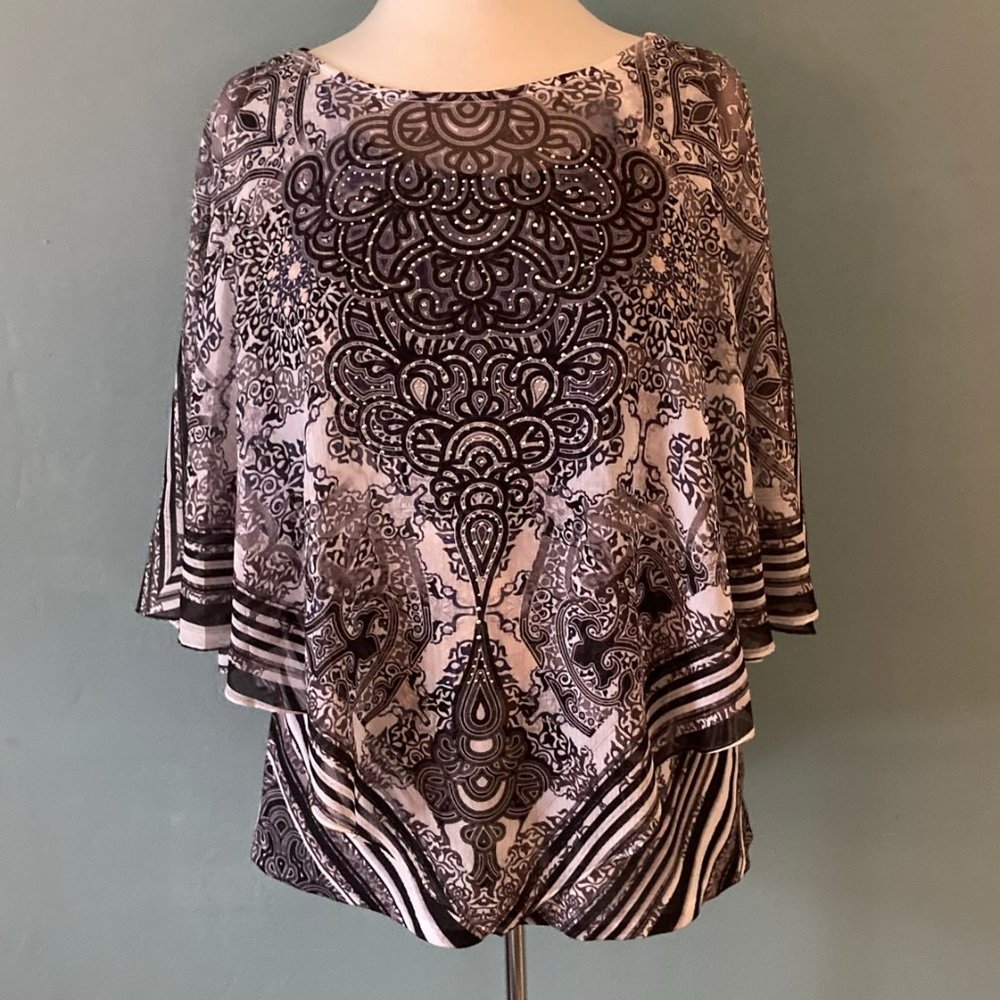 World Unity tank & handkerchief cover top size large